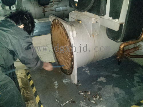 開利冷水機(jī)維修